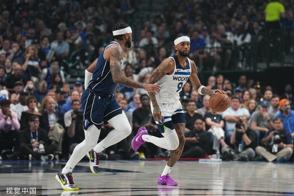 因手腕伤势 因手腕伤势