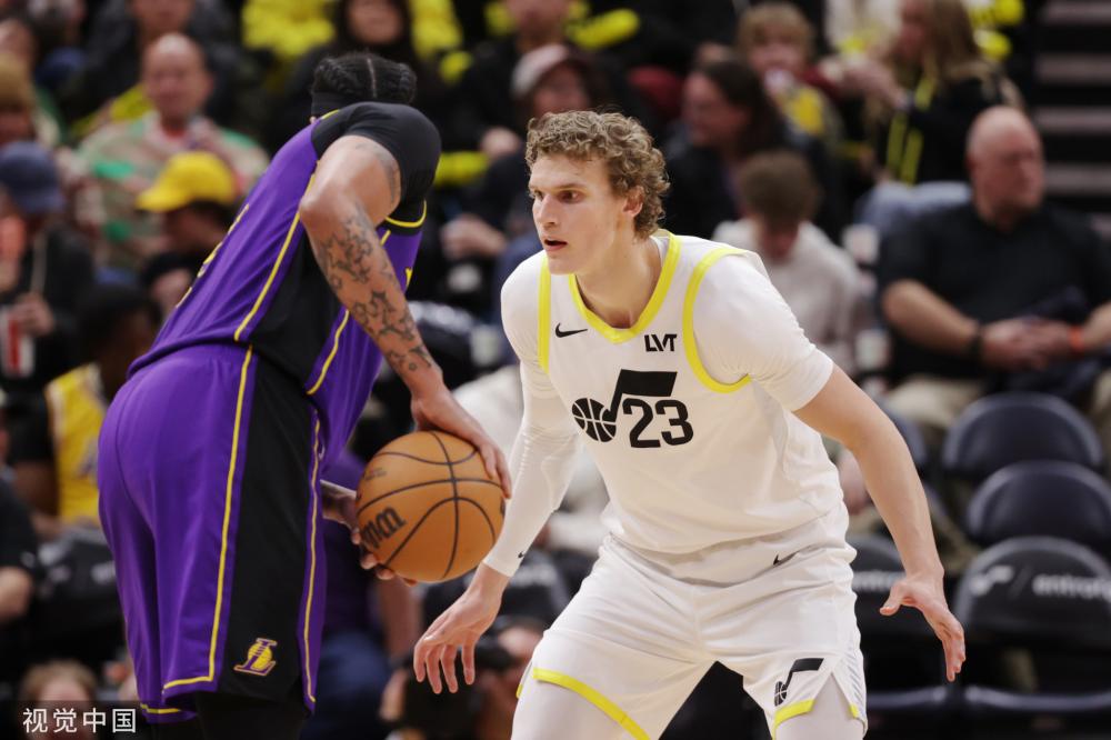 他走得很快 他走得很快