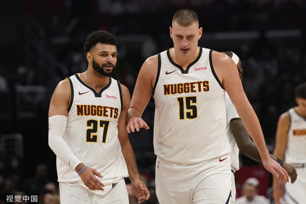 乓球队的中 乓球队的中