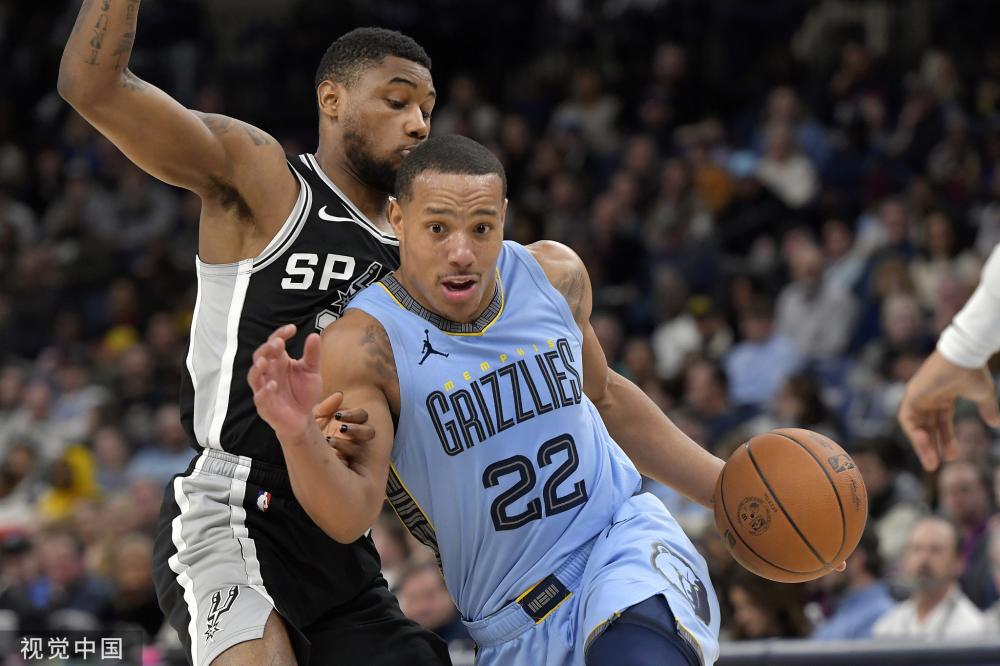 士的外线射 士的外线射