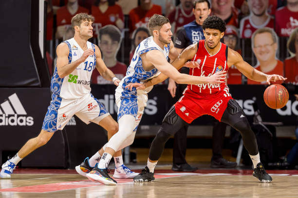 个人物或一 个人物或一